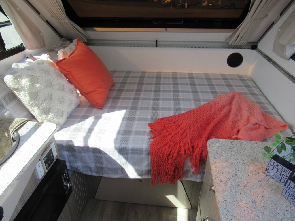 Donehues_Leisure_New_Avan_Cruiser_Adventure_Plus_Camper_Mt-Gambier_12503-4-1024x768
